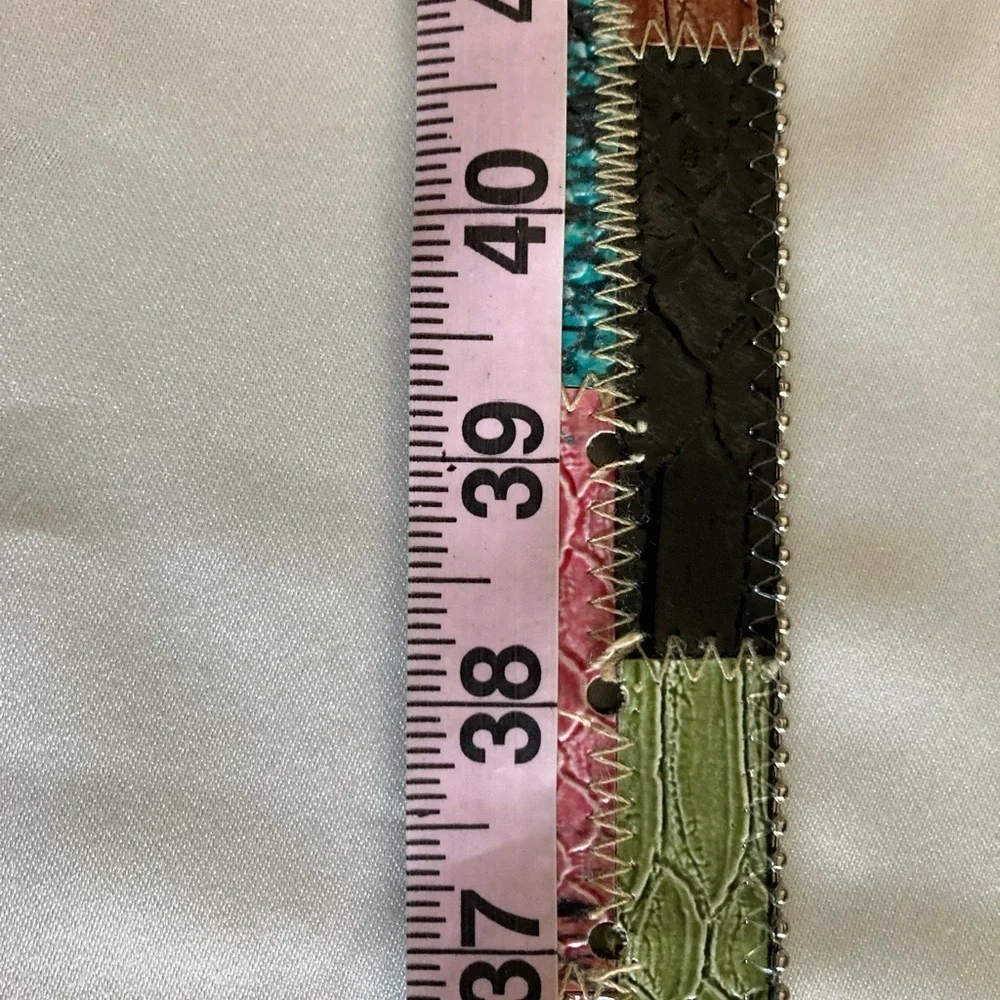 GUESS Belt Multicolor Faux Snakeskin Finish Rhinestones Vintage Y2K Size L